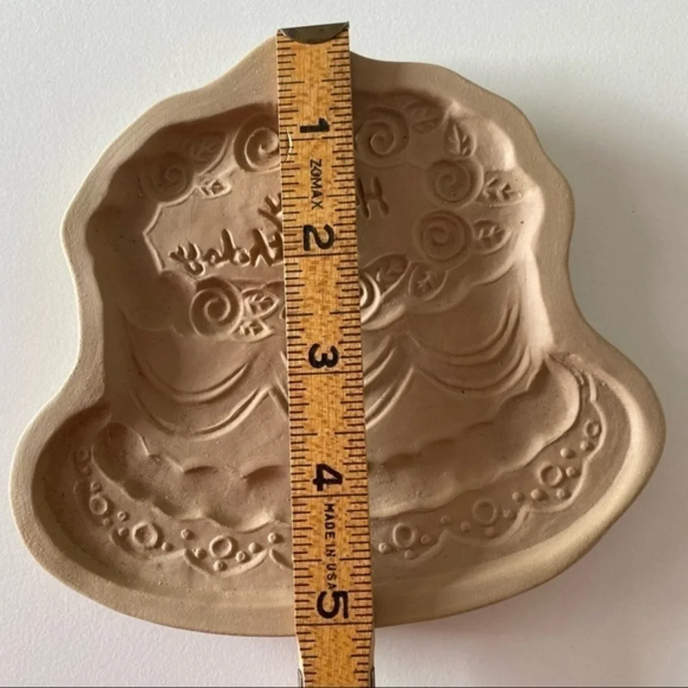 Vintage Brown Bag Cookie Art Happy Birthday Cake Cookie Mold NEW